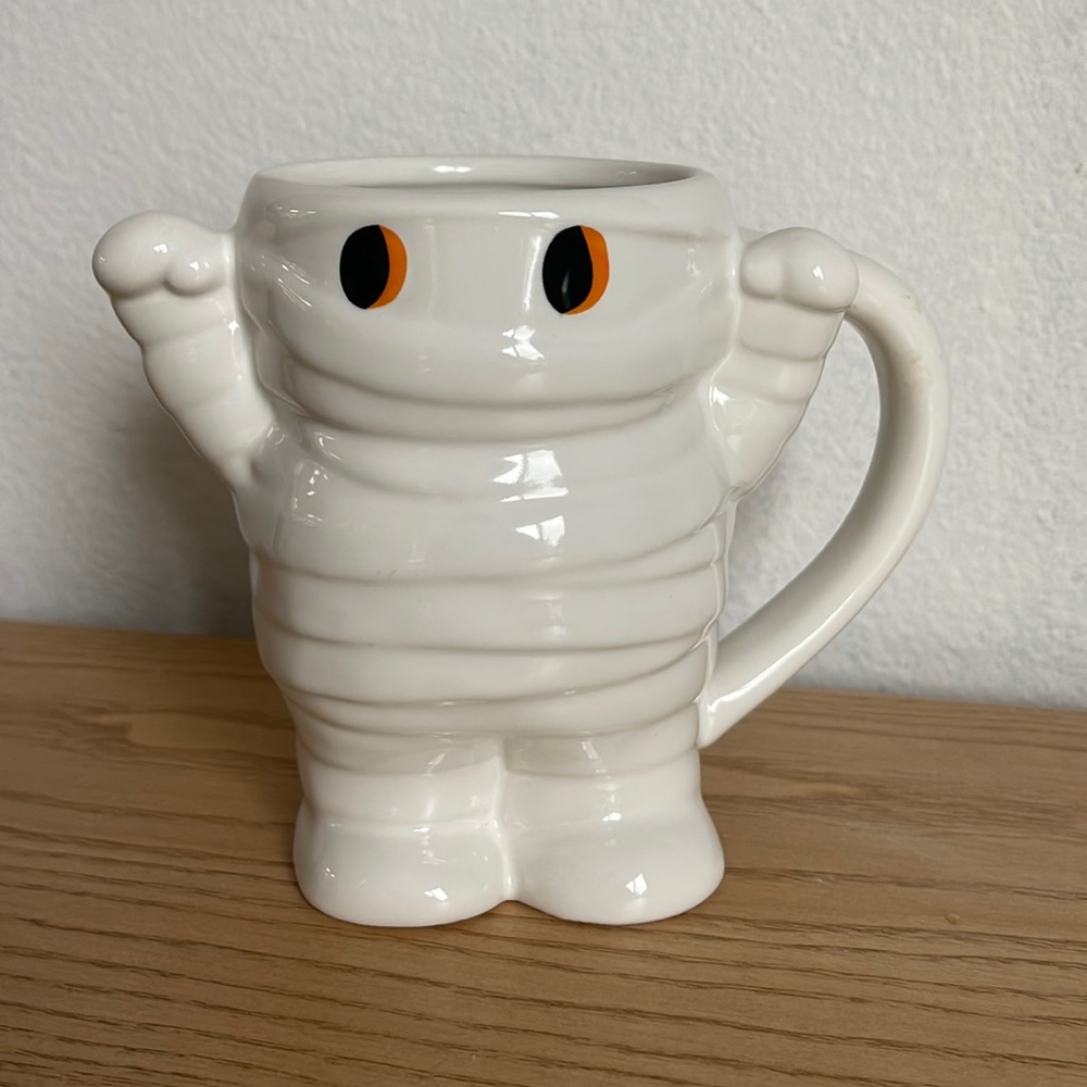 Halloween Mummy Coffee Mug nwt
